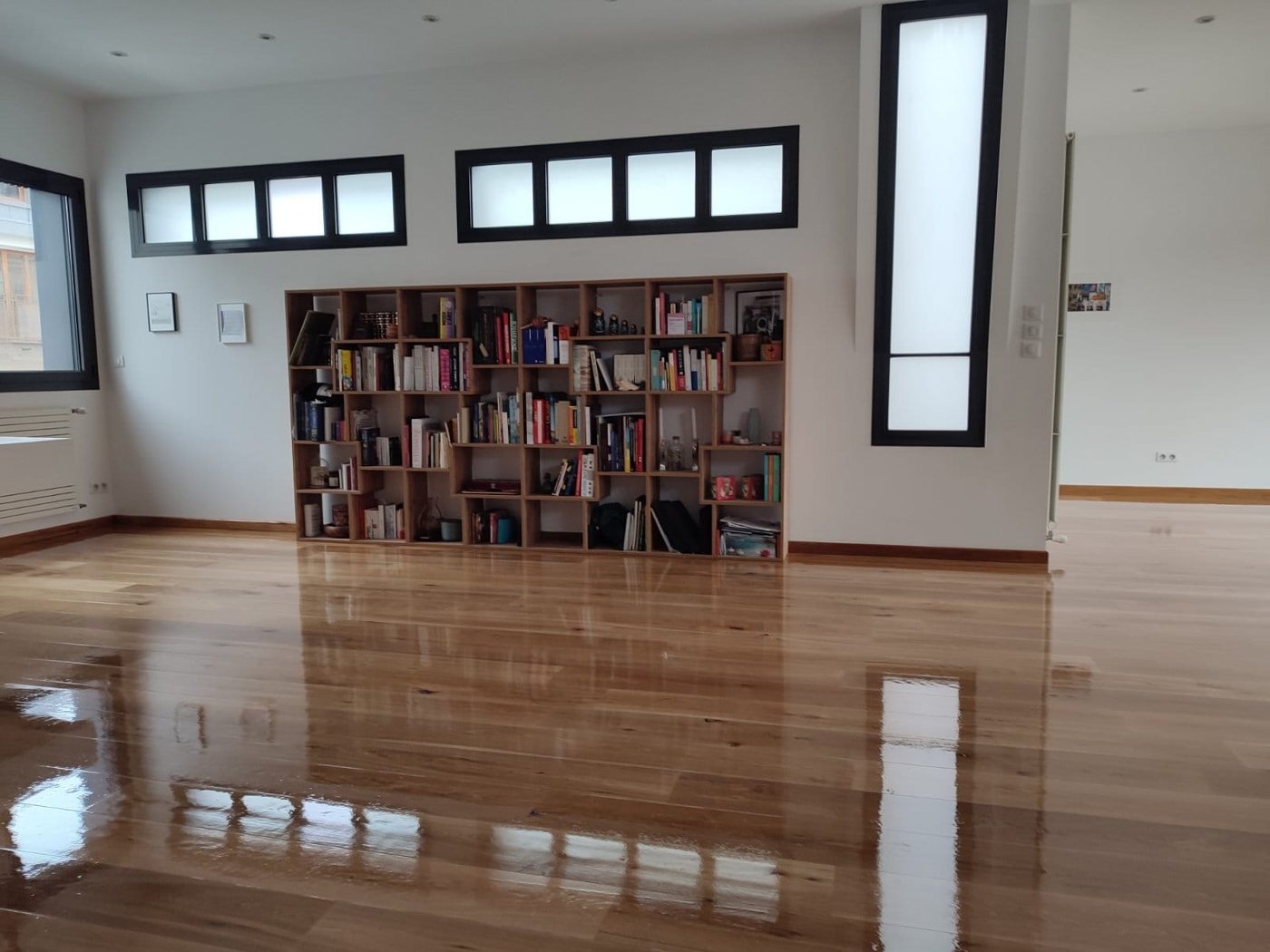 Parquet lames larges séjour — pose collée chêne massif Île-de-France